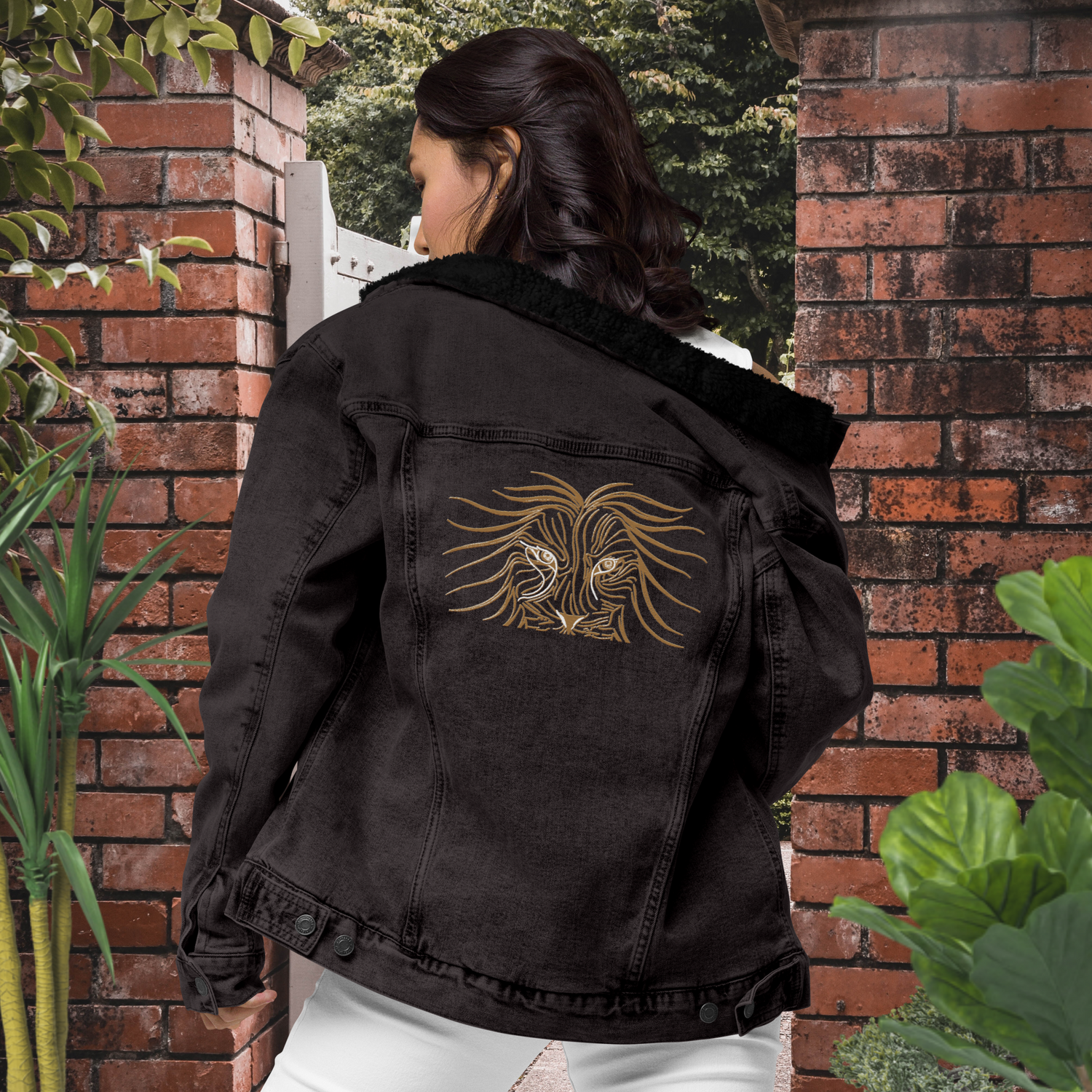 Lion Head Unisex Sherpa Jacket - Graphartixry